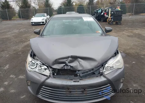 2017 Toyota Camry Le z USA, uszkodzony, nr VIN 4T1BF1FK5HU740858